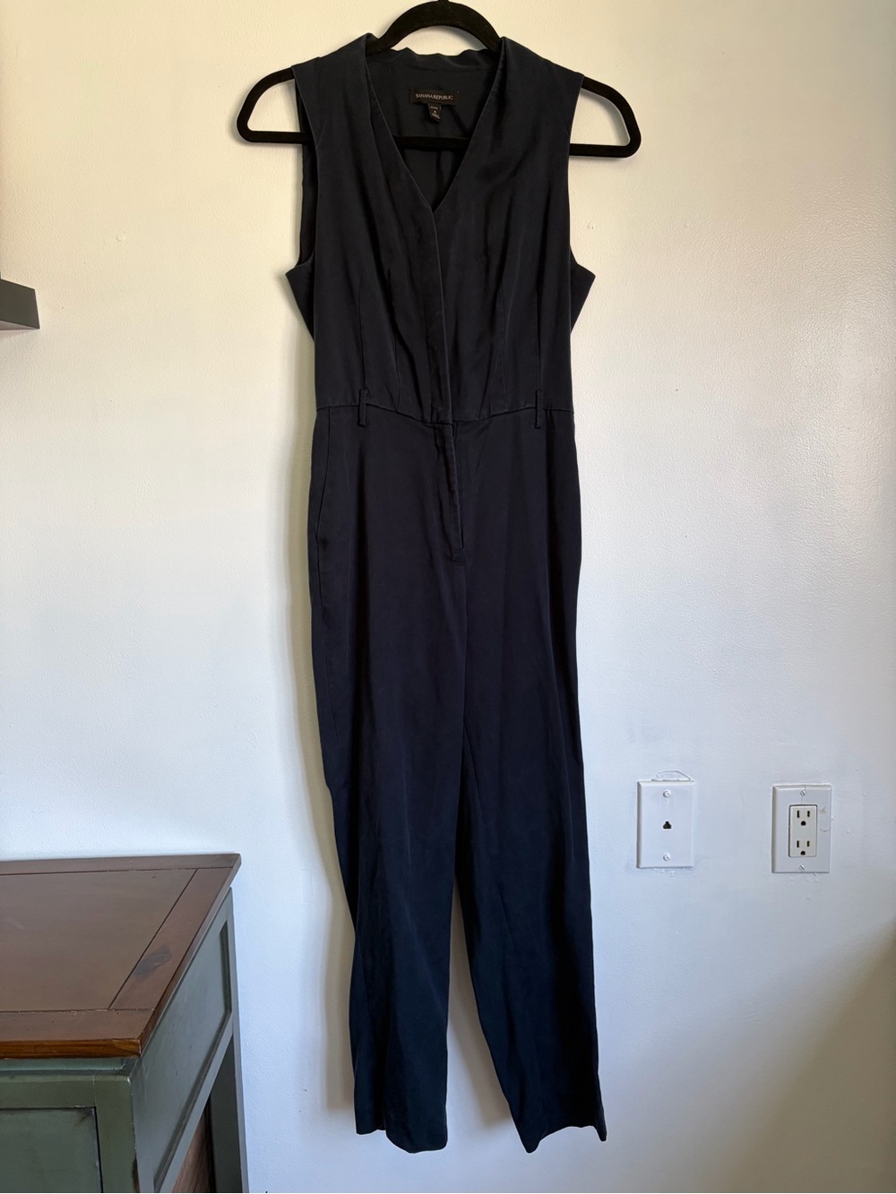 Banana Republic Sleeveless V-Neck dark blue Jumpsuit